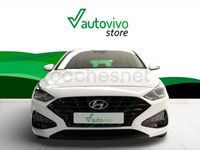 Usado Hyundai i30 120 CV (88 kW) 2023 Blanco Berlina