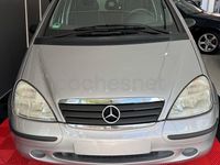 Usado Mercedes A140 Classic 82 CV (60 kW) 1999 Gris / plata Monovolumen
