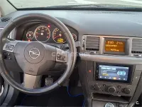 Usado Opel Vectra Sport 120 CV (88 kW) 2005 Negro Berlina