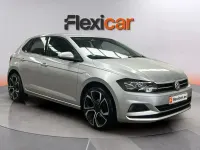 Usado VW Polo Advance 95 CV (69 kW) 2018 Gris Utilitario