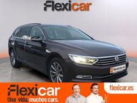 Usado VW Passat Advance 120 CV (88 kW) 2018 Verde Familiar