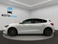 Usado Ford Focus ST-Line 125 CV (91 kW) 2021 Blanco Berlina