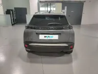 Usado Peugeot 2008 Allure 102 CV (75 kW) 2023 Gris SUV