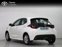 Usado Toyota Yaris 125 CV (91 kW) 2023 Blanco Utilitario
