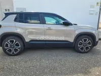 Usado Jeep Avenger Summit 100 CV (73 kW) 2025 Beige SUV