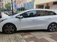 Usado Kia Ceed Sportswagon GT-Line 136 CV (100 kW) 2018 Blanco Familiar