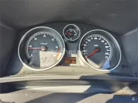 Usado Opel Zafira Essentia 100 CV (73 kW) 2006 Gris / plata Monovolumen
