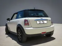 Usado Mini Cooper 122 CV (89 kW) 2010 Blanco Utilitario