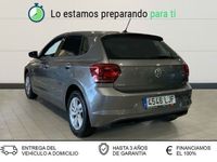 Usado VW Polo Advance 95 CV (69 kW) 2020 Gris Utilitario
