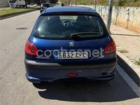 Usado Peugeot 206 75 CV (55 kW) 2003 Azul Berlina