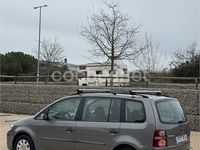 Usado VW Touran Advance 105 CV (77 kW) 2008 Gris / plata Monovolumen
