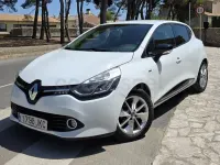 Usado Renault Clio IV LIMITED 75 CV (55 kW) 2015 Blanco Berlina