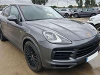 Usado Porsche Cayenne Platinum Edition 462 CV (339 kW) 2021 Gris / plata SUV