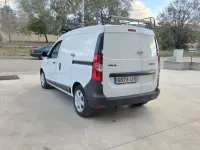 Usado Dacia Dokker Essentiel 109 CV (80 kW) 2020 Blanco Monovolumen
