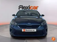 Usado Kia Ceed 120 CV (88 kW) 2019 Azul Utilitario