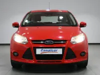 Usado Ford Focus 125 CV (91 kW) 2014 Rojo
