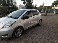 Usado Toyota Yaris 90 CV (66 kW) 2009 Gris / plata Utilitario