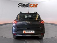 Usado Dacia Sandero Comfort 91 CV (66 kW) 2021 Negro Utilitario