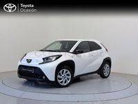 Usado Toyota Aygo X Play 72 CV (52 kW) 2025 Blanco SUV
