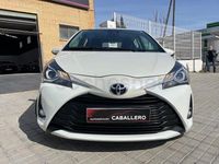 Usado Toyota Yaris Active 111 CV (81 kW) 2017 Blanco Berlina