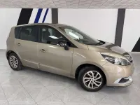 Usado Renault Scénic III Bose Edition 110 CV (80 kW) 2015 Beige Monovolumen