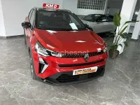Usado Renault Captur Techno 100 CV (73 kW) 2026 Rojo SUV