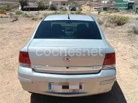 Usado Opel Astra Energy 100 CV (73 kW) 2009 Gris / plata Berlina