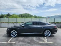 Usado VW Arteon 150 CV (110 kW) 2018 Negro Utilitario