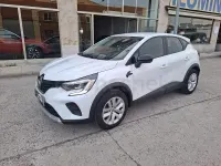 Usado Renault Captur Intens 100 CV (73 kW) 2023 Blanco SUV