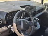 Usado Citroën Berlingo Business Class 102 CV (75 kW) 2022 Blanco Monovolumen