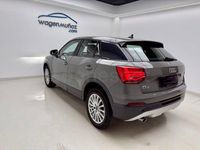 Usado Audi Q2 Design 116 CV (85 kW) 2019 Gris / plata SUV
