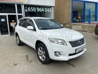 Usado Toyota RAV4 Executive 150 CV (110 kW) 2011 Blanco SUV