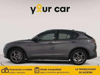 Usado Alfa Romeo Stelvio Sprint 160 CV (117 kW) 2023 Gris / plata SUV