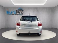 Usado Toyota Auris Active 90 CV (66 kW) 2011 Blanco Berlina