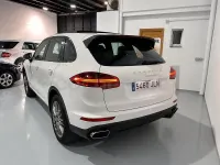 Usado Porsche Cayenne 385 CV (283 kW) 2016 Blanco SUV
