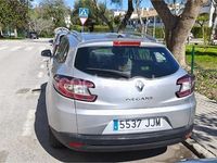 Usado Renault Mégane GrandTour Dynamique 105 CV (77 kW) 2009 Gris / plata Familiar