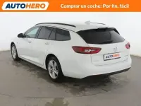 Używany Opel Insignia Selective 136 KM (100 kW) 2018 Biały Kombi