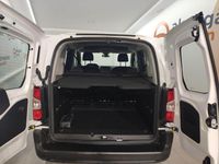 Usado Peugeot Rifter Active 100 CV (73 kW) 2023 Blanco Monovolumen