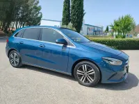 Usado Mercedes B180 116 CV (85 kW) 2019 Azul Utilitario