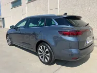 Usado Renault Mégane GrandTour Techno 140 CV (102 kW) 2024 Gris / plata Familiar