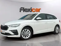 Usado Skoda Scala Essence 95 CV (69 kW) 2024 Blanco Utilitario
