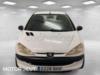 Usado Peugeot 206 90 CV (66 kW) 2004 Blanco Berlina