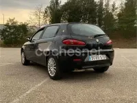 Usado Alfa Romeo 147 Distinctive 120 CV (88 kW) 2010 Negro Utilitario