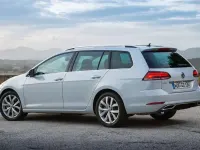Usado VW Golf VII Advance 116 CV (85 kW) 2017 Blanco Familiar