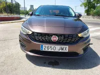 Usado Fiat Tipo Easy 95 CV (69 kW) 2017 Granate Berlina