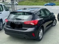 Usado Ford Focus Trend+ 125 CV (91 kW) 2020 Negro Utilitario