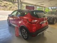 Usado Renault Captur 90 CV (66 kW) 2015 Granate SUV
