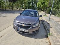 Usado Chevrolet Cruze LT 124 CV (91 kW) 2011 Gris / plata Berlina