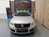 Usado VW Passat Advance 105 CV (77 kW) 2007 Gris / plata Familiar