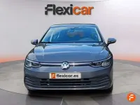 Usado VW Golf VIII Life 131 CV (96 kW) 2022 Gris Berlina